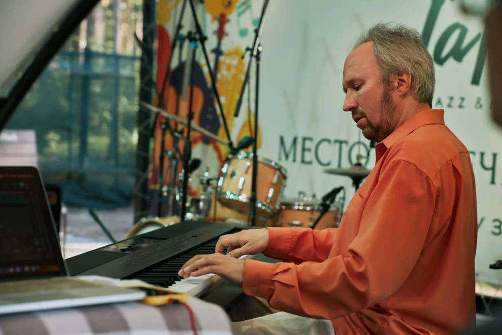 Дмитрий Карпов